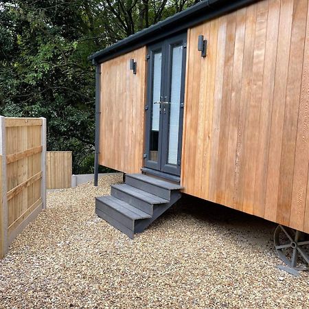 Dee Lodge With Private Hot Tub Llangollen Εξωτερικό φωτογραφία